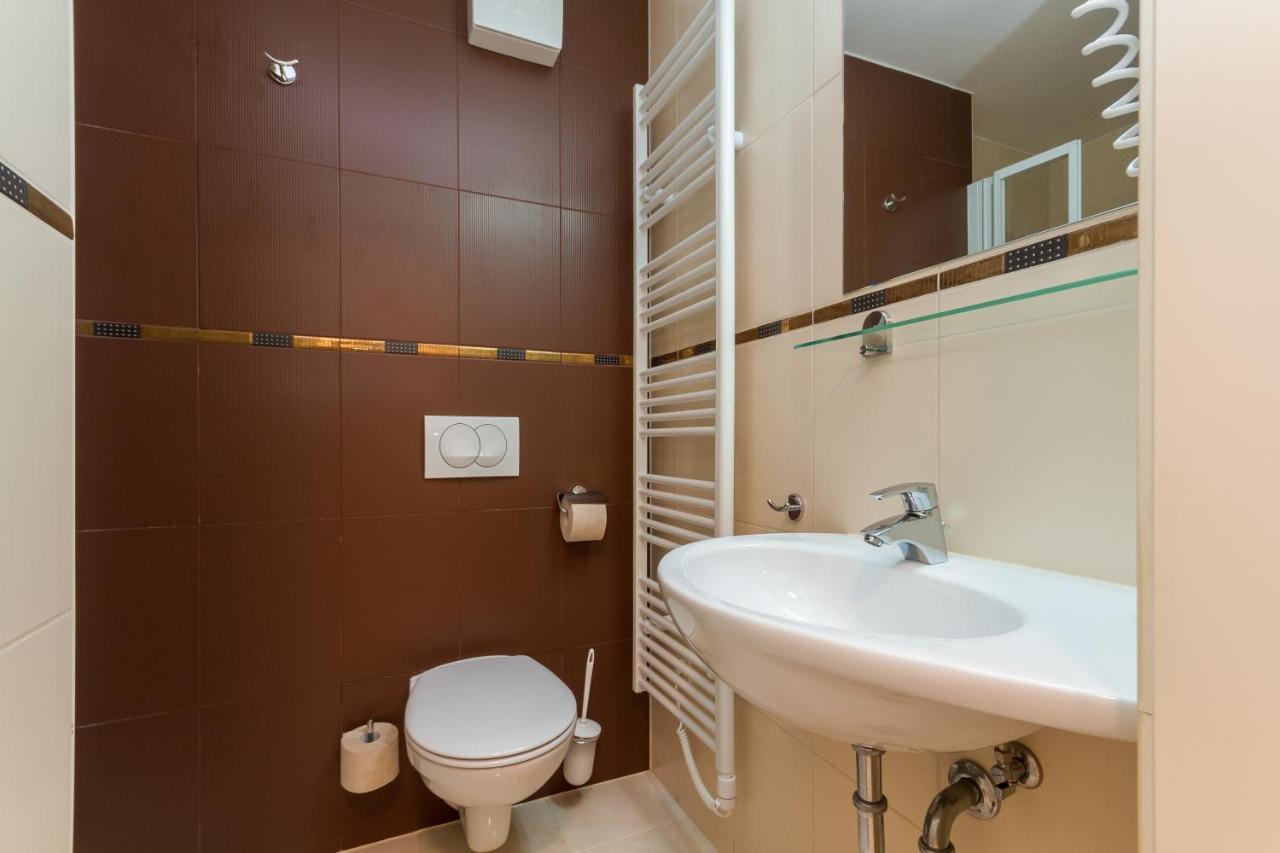 Premium Marina Apartments With Sea View By Locap Group 포르토로즈 외부 사진