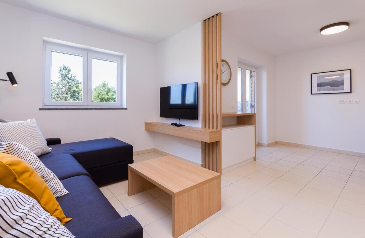Premium Marina Apartments With Sea View By Locap Group 포르토로즈 외부 사진