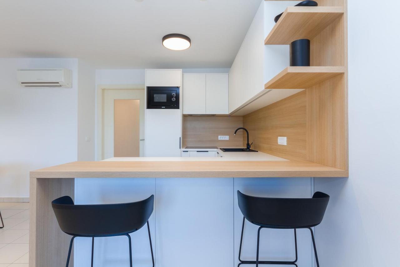 Premium Marina Apartments With Sea View By Locap Group 포르토로즈 외부 사진